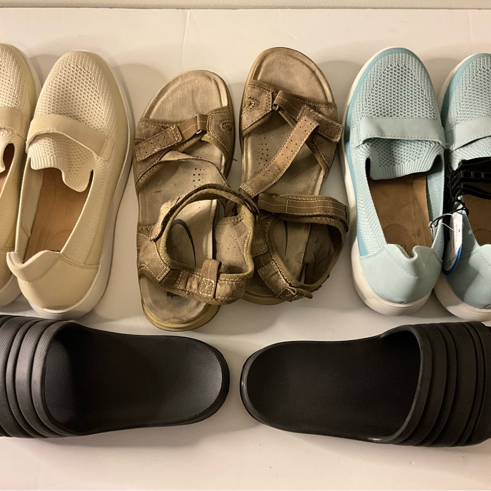 WOMANS 4 Pair Size 9 Lot Of Shoes Time And Tru, Slides, Sandals